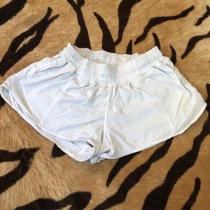 Lululemon - lulu shorts white hotty hot shorts